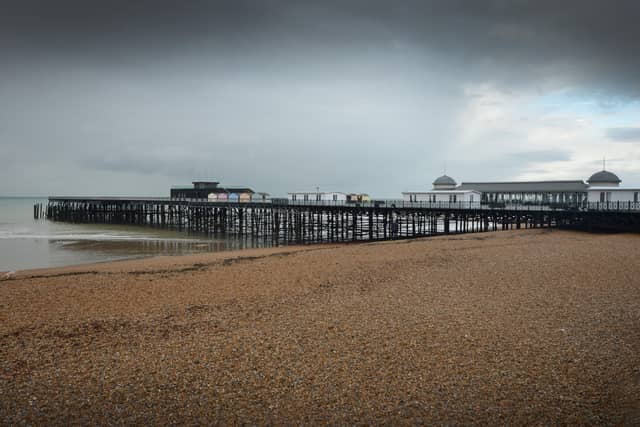 Hastings seafront 5/1/21
Hastings pier SUS-210501-141530001
