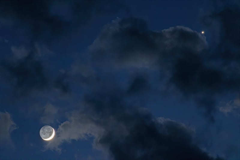 'Moon and Venus Skies' by Fiona Fillary came highly commended in the Magnificent Moon catergory