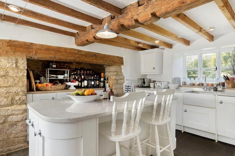 Kitchen at the old School Cottage in Long Compton (photo from Rightmove)