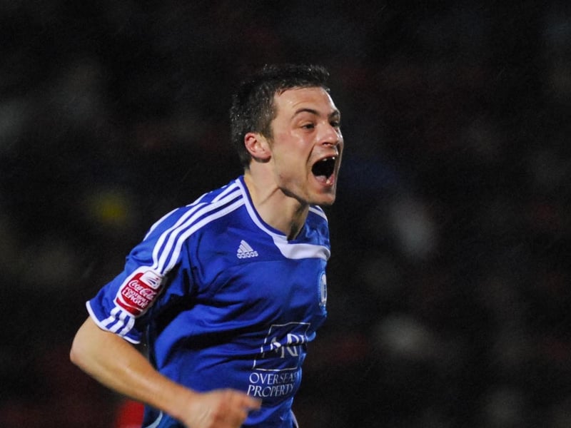 RIGHT-BACK: Russell Martin (pictured) v Nathan Thompson. RUSSELL was a high-class right-back who was excellent in possession, but could also defend strongly. Very fit and linked up well with a terrific strike force. If NATHAN, a most cultured defender, didn’t get booked so often he’d be a perfect 10. A quality centre-back in a three and a dashing right-back when required. VERDICT: A draw 9-9.