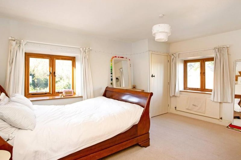 Snitterfield Road, Hampton Lucy 
Photo by Hamptons

One of the bedrooms