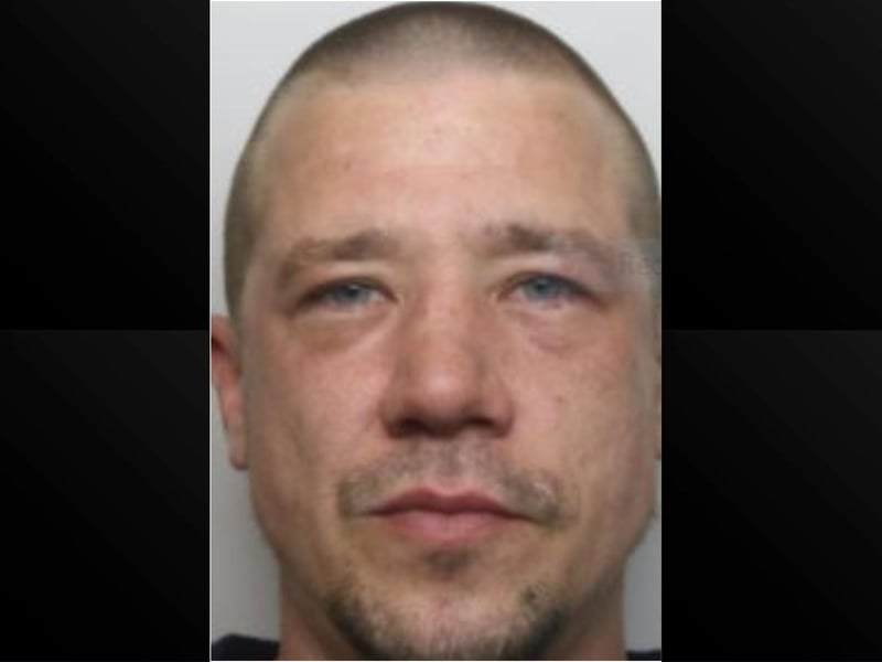 Stuart Doyle, aged 37 is known to frequent Brixworth, South Northants and Cosgrove — and wanted in connection with domestic abuse incidents. Incident No: 20000270139.