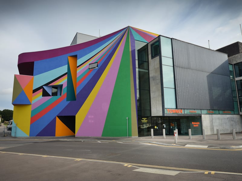 Street mural by Lothar Götz on Towner Gallery in Eastbourne.
