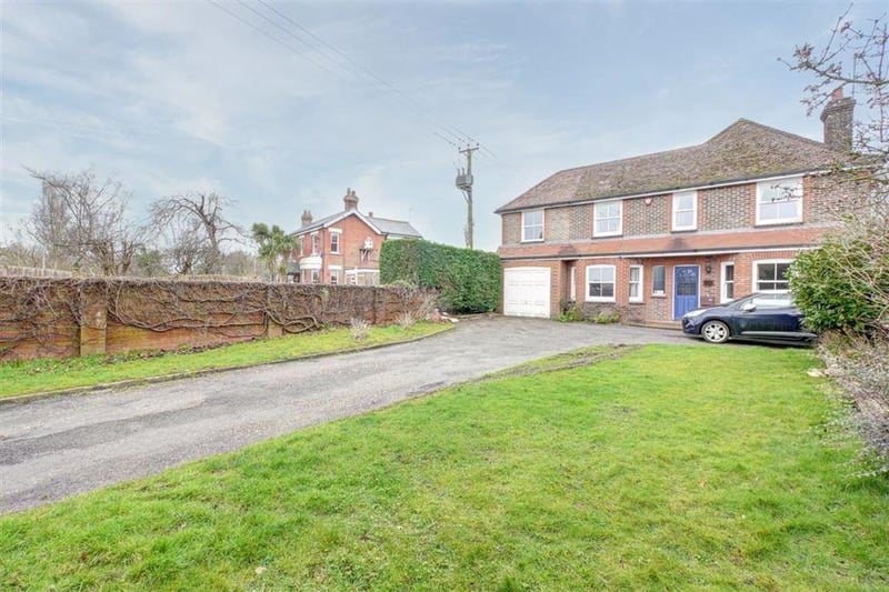 An impressive five bedroom detached home with potential annexe. Price: £495,000.