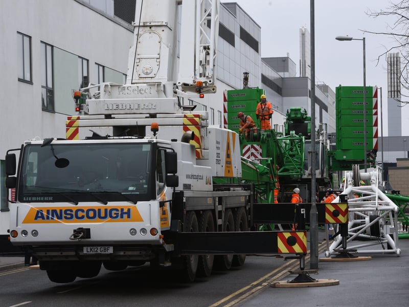 Peterborough City Hospital A & E improvements work about to start with the lifting of 6 pods. EMN-210103-155411009