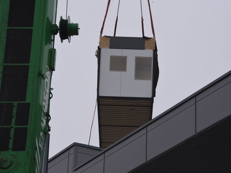 Peterborough City Hospital A & E improvements work about to start with the lifting of 6 pods. EMN-210103-155411009