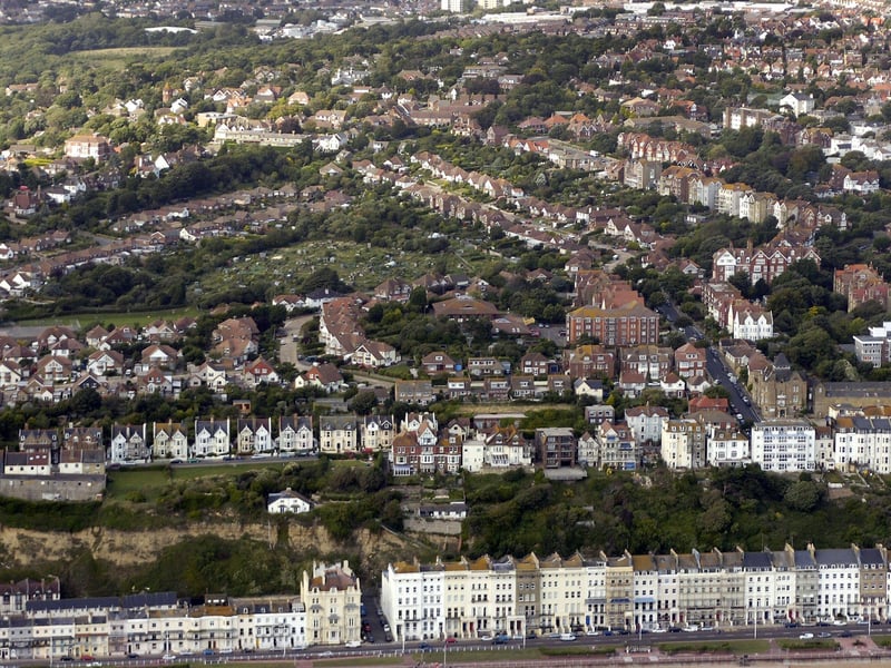 Aerial photos 2005: West St Leonards SUS-210403-160338001