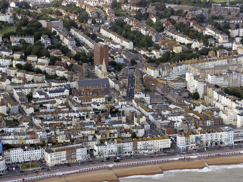 Aerial photos 2005: St Leonards SUS-210403-160729001