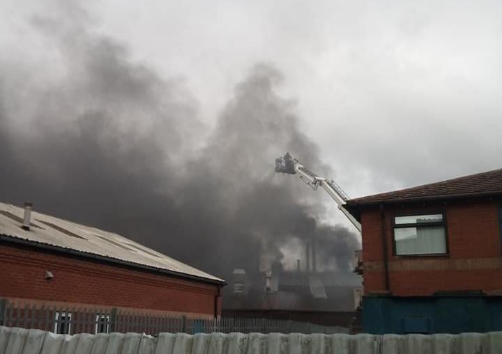 The blaze in Heckington Business Park. Photo: Andrew Bradley EMN-210403-140451001