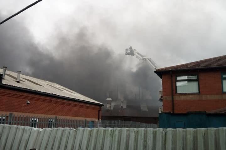 The blaze in Heckington Business Park. Photo: Andrew Bradley EMN-210403-140501001