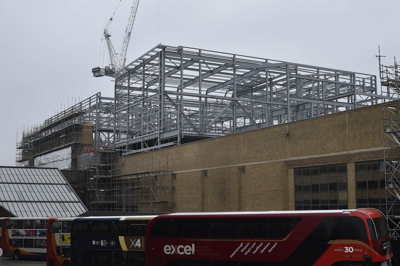 The shape of the new cinema can be seen on the Queensgate roof. EMN-210223-081848009