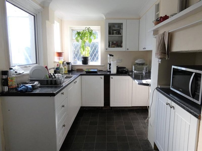 Queen Street, Littlehampton, by Zoopla