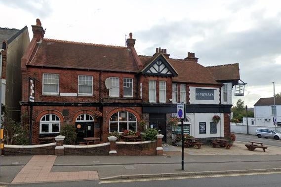 The pub in Ditchling Road, at the Fiveways lights, shows sport, has outside seating and serves classic British fare and cask ales.