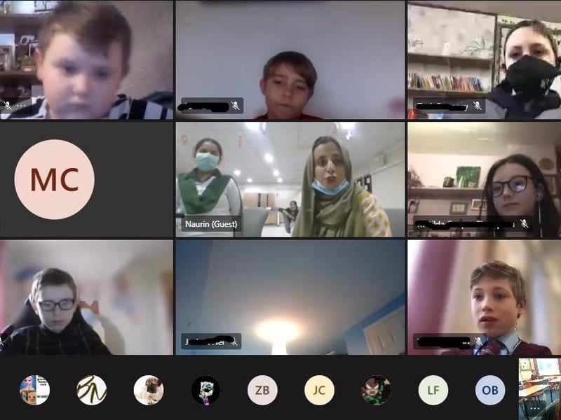Mrs Irwin’s Year 6 class at home and in William Alvey School met up with friends at the Garrison School in Lahore, Pakistan and discussed their favourite books. EMN-210603-170140001