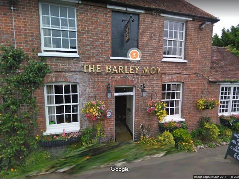 The Barley Mow is a traditional village pub serving a wide variety of food which includes 'fresh and crisp' fish and chips according to a Tripadvisor user. Scores 4.5 out of 5 on Tripadvisor.