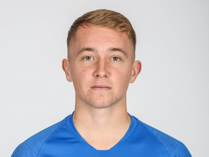 LOUIS REED: Difficult game for him with such a congested midfield as he likes time on the ball, a little slow with his passing at times and taken off for Mason to add presence in the midfield. 6.