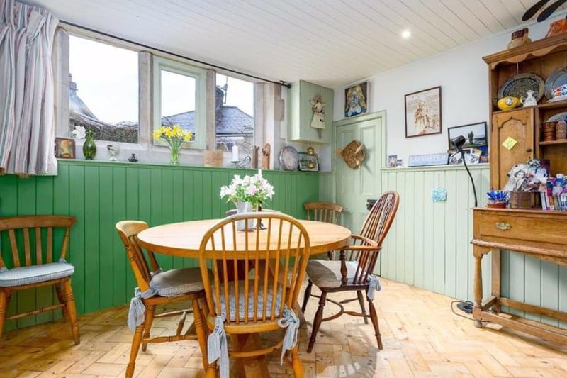 Kitchen dining area of the chapel conversion in Lower Heyford (Image from Rightmove)
