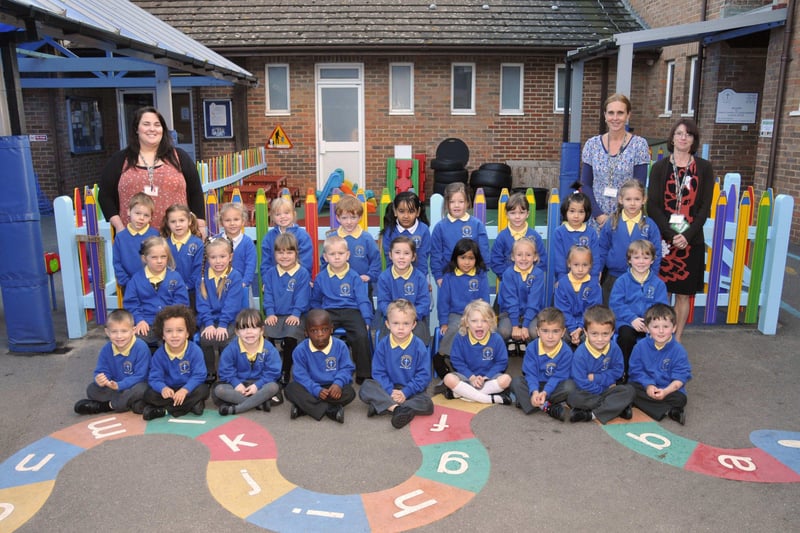 Christ Church Primary School

Emerald Class

Miss Bryant (Class Teacher).
Ms Denham (Teaching Assistant).
Mrs Curtis (Individual Needs Assistant).


absch922

First Class Series2013
© Andy Butler 2013
All Rights Reserved SUS-211003-152543001
