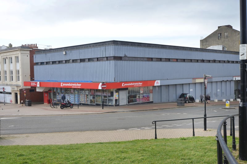 Poundstretcher in Hastings SUS-211103-150146001