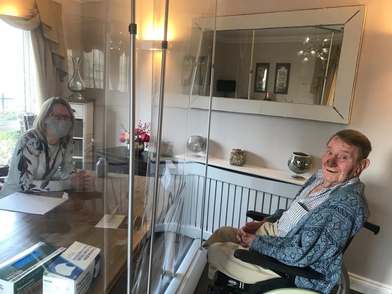 Hazel visited her dad Leslie Maron at Water Mill House Care Home in Hemel Hempstead, on Tuesday, March 9