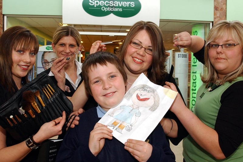 Wellingborough Specsavers Mother's Day winner: Jacob Hunt, 10 with his painting of his mum l-r Melissa Ward, Nicky Neville, Jayne Hunt, and Nicky Cook: March 2007