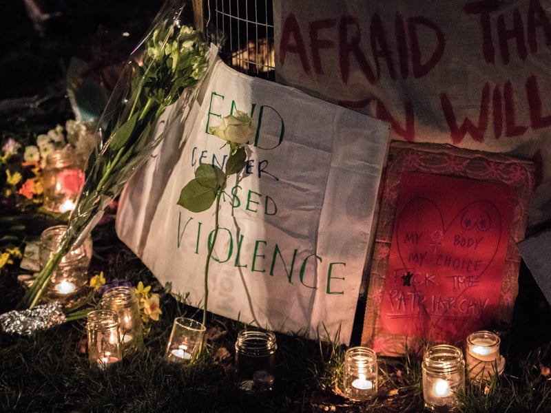 Police clash with demonstrators at Valley Gardens in Brighton