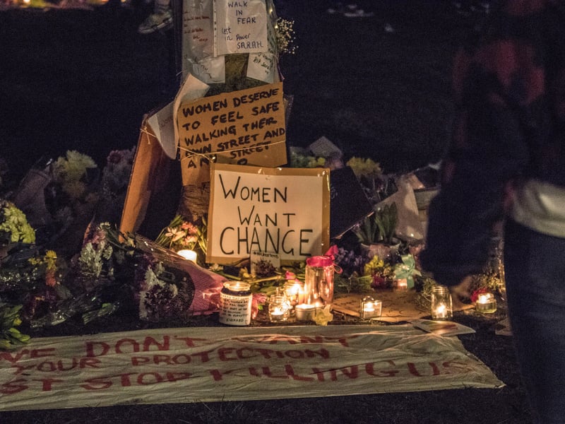 Police clash with demonstrators at Valley Gardens in Brighton