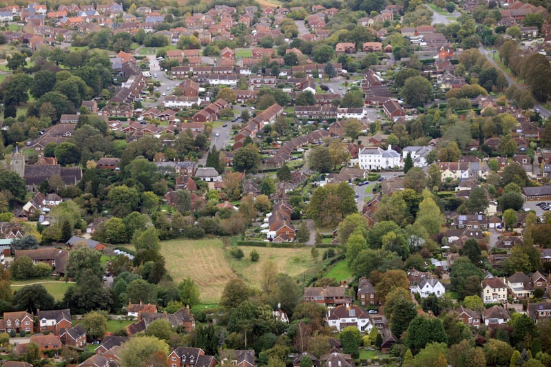 The biggest price hike was in Henfield & Small Dole where the average price rose to £530,786, up by 24.1 per cent on the year to September 2019. Overall, 94 houses changed hands here between October 2019 and September 2020, a drop of 39 per cent.. photo by derek martin ENGSNL00120111010105819