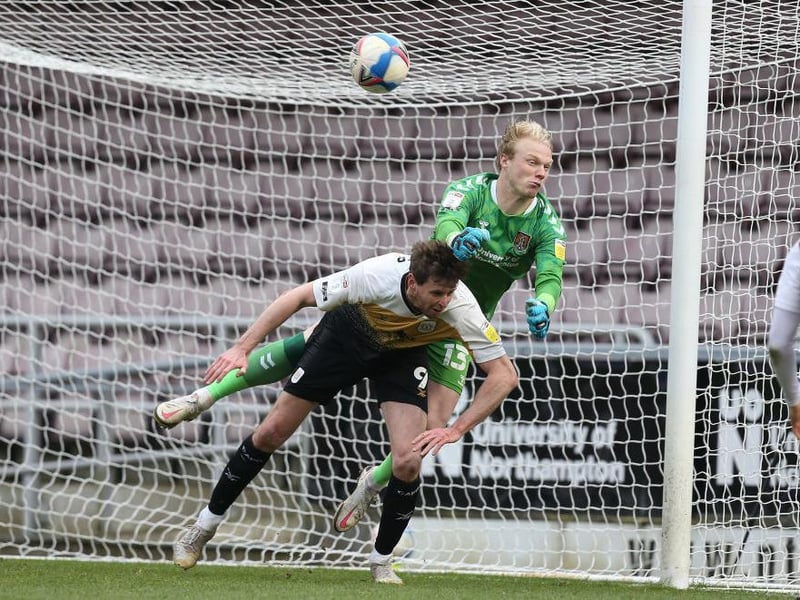 Saved from Kirk in the first-half but he might feel he shouldn't be getting beat from a tight angle as Dale squeezed the ball past him... 5.5