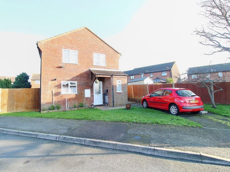 This four double bedroom detached house is situated in a popular location. Price: £290,000.