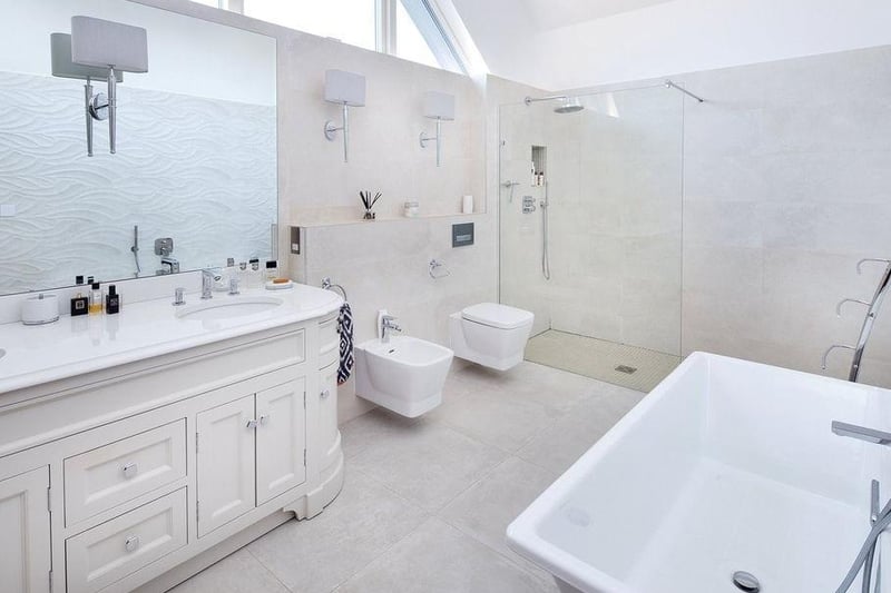 One of the bathrooms at Bakers Green. Photos: Zoopla