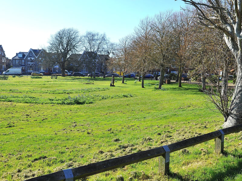 The second most common place people arrived from was Arun, with 924 arrivals in the year to June 2019. Pictured is Littlehampton