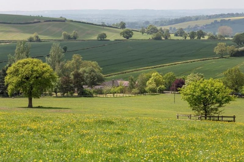 Countryside view from the Long Barn House in Lower Brailes (Image from Rightmove)