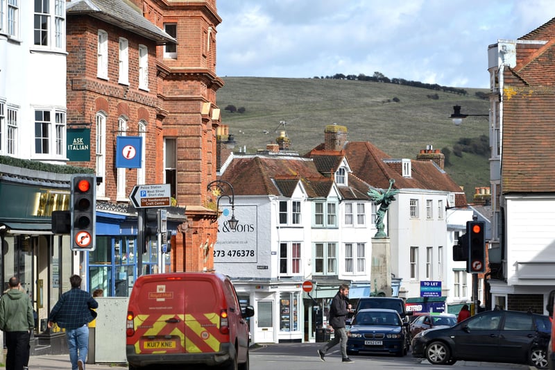 The most common place people arrived in the area from was Lewes, with 1,020 arrivals in the year to June 2019.