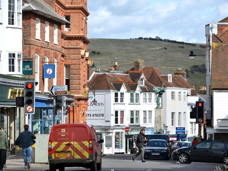 The most common place people arrived in the area from was Lewes, with 1,020 arrivals in the year to June 2019.