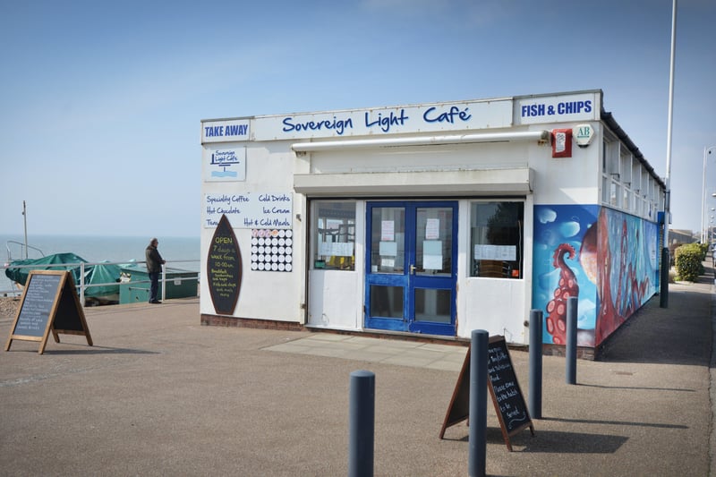 Sovereign Light Cafe, Bexhill SUS-210324-153704001