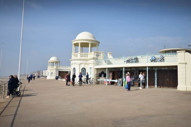Bexhill seafront SUS-210324-153811001