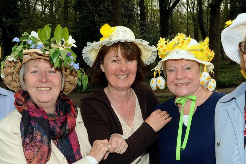 Easter bonnets at Goffs Park in 2009