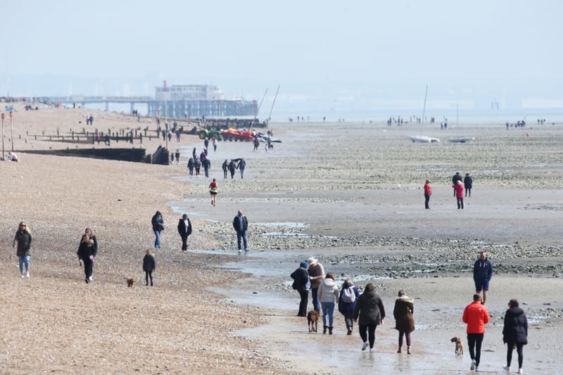 Worthing beach on Easter Sunday. Picture by Eddie Mitchell SUS-210404-151318001