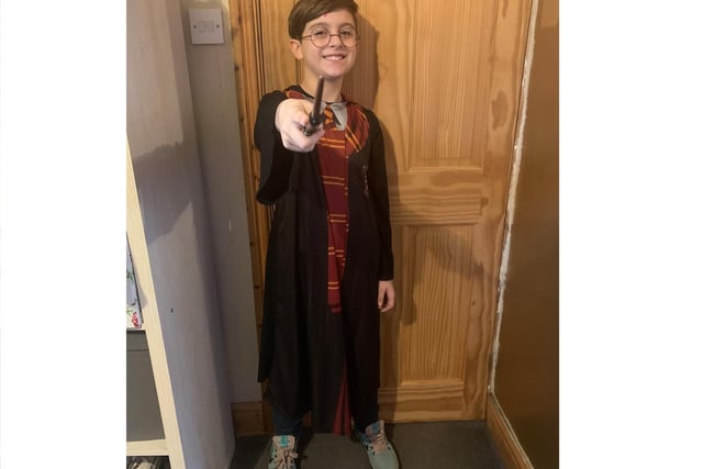 Kian Gardner as Harry Potter.