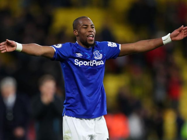 Monaco full-back Djibril Sidibe, currently on loan at Everton, says he wants to move to Goodison Park on a permanent basis. (RMC Sport)