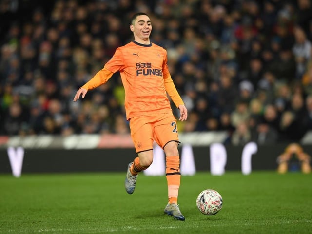 Arsenal want to sign Newcastle Uniteds Miguel Almiron, however face stiff competition from Serie A giants Inter Milan. (Reports in Paraguay)