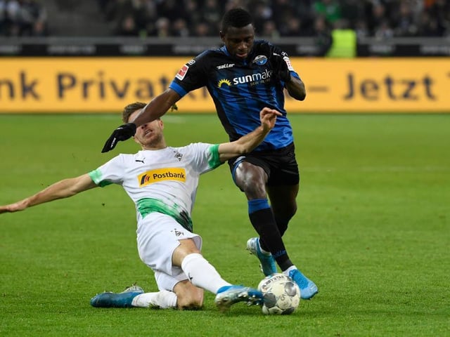 Newcastle United are thinking about signing Paderborns 2.6m-rated left-back Jamilu Collins. Fulham, Schalke, Hertha Berlin and Mainz are also interested. (TransferMarkt)