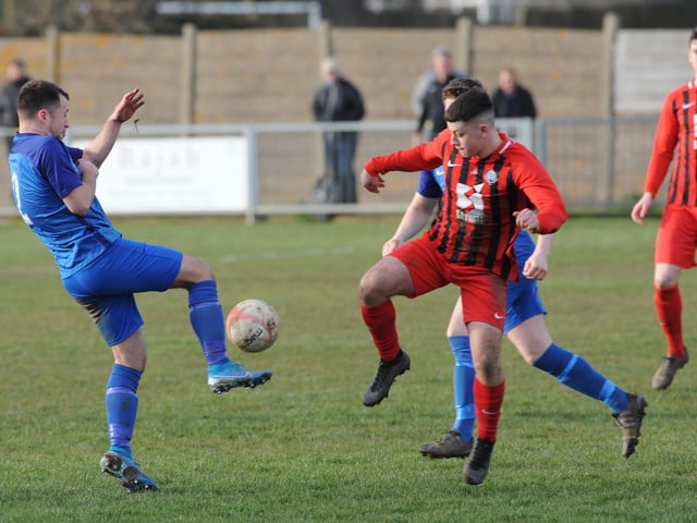 Action from Shoreham v Worthing United