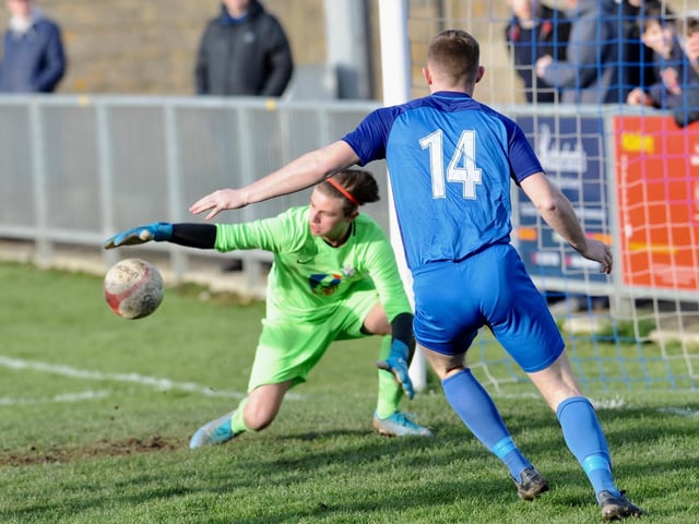 Action from Shoreham v Worthing United