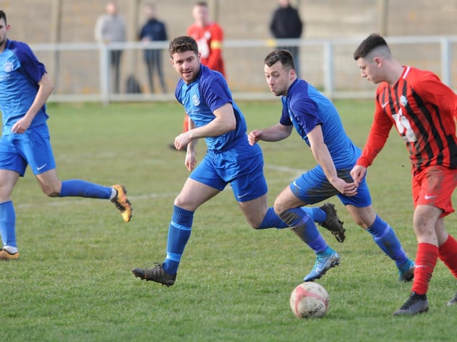 Action from Shoreham v Worthing United