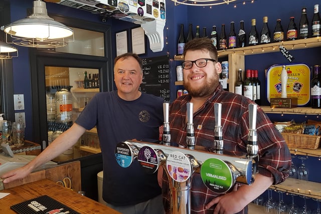 The Hornet Alehouse in Chichester has taken steps to support the elderly and change its business model amid the coronavirus crisis. https://www.chichester.co.uk/business/coronavirus-chichester-pub-will-deliver-beer-and-support-elderly-2480011