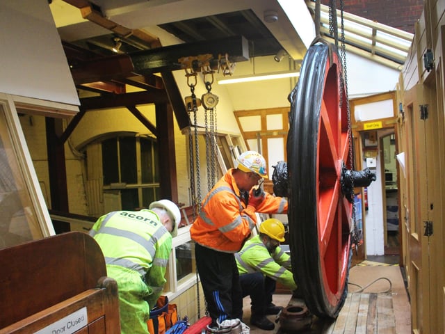 Wheel replacement for the West Hill funicular railway being delivered. Photo by Kevin Boorman SUS-200319-103528001
