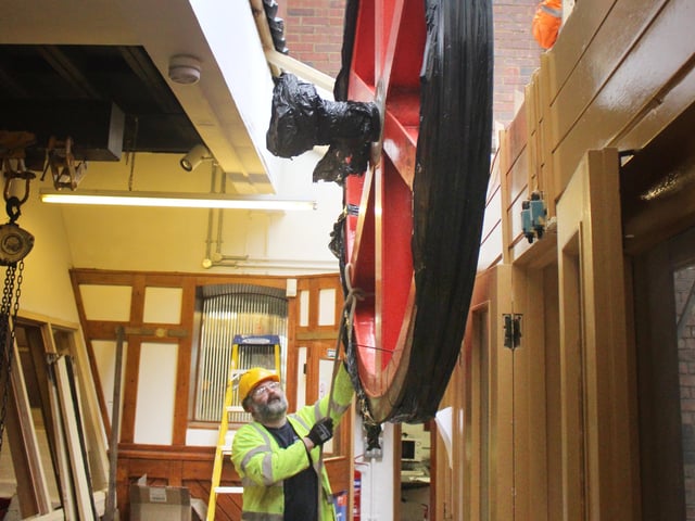 Wheel replacement for the West Hill funicular railway being delivered. Photo by Kevin Boorman SUS-200319-103516001
