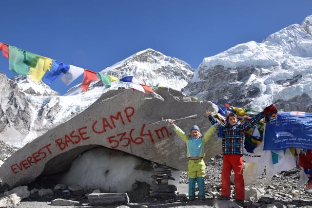 Ashleen Mandrick from Lancing reached the south base camp of Mount Everest in Nepal, which is 5,364 metres above sea level. SUS-201103-113027001